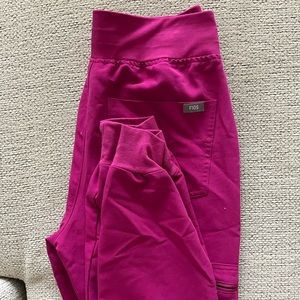 Zamora jogger high waisted figs XS